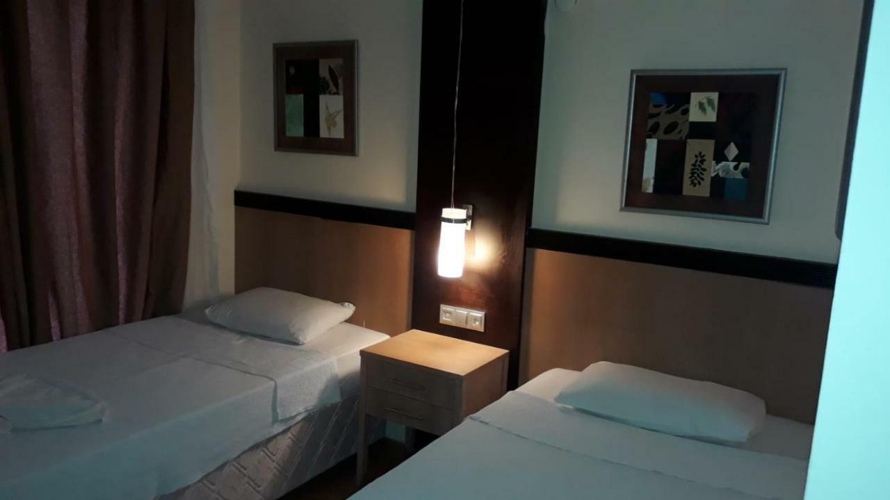 Hotel Santur Kuşadası Buitenkant foto